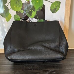 Dagne Dover Allyn tote.  Size large.  Black.
